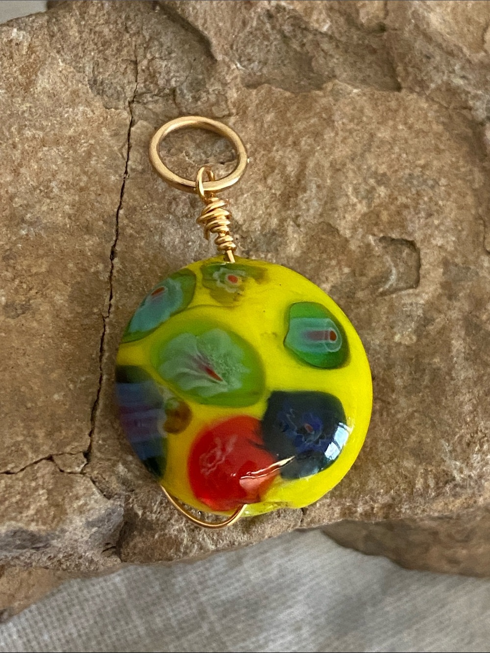 5/$10❤️❤️❤️Vintage Colorful Millifiore Art Glass Handmade Charm Pendant